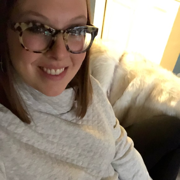 Meet your Posher, Kate - Picture 3 of 3